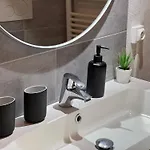 Bonjour דירה *